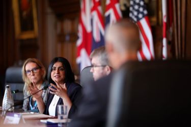 54773877608c9d8b36e c